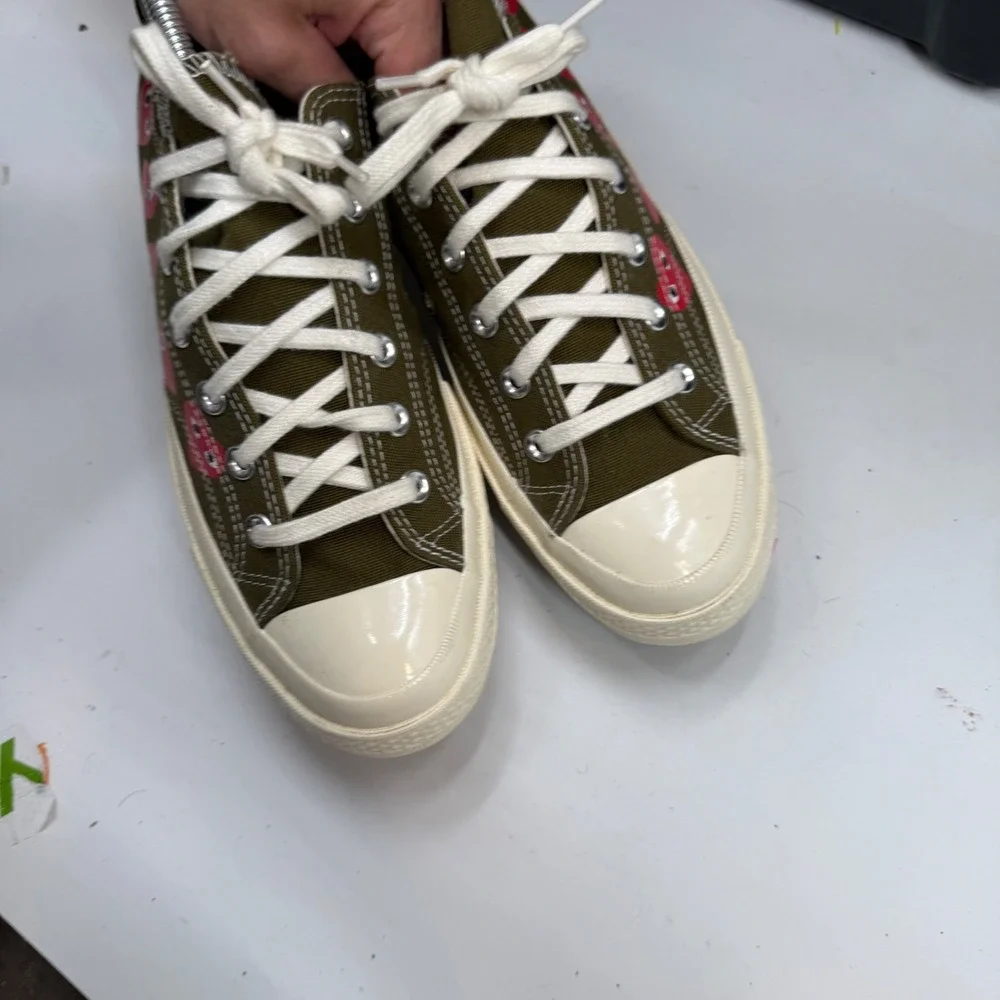 Converse CDG Play Chuck 70 Low Olive Green Multi Heart Sneakers Mens 8 Womens 10